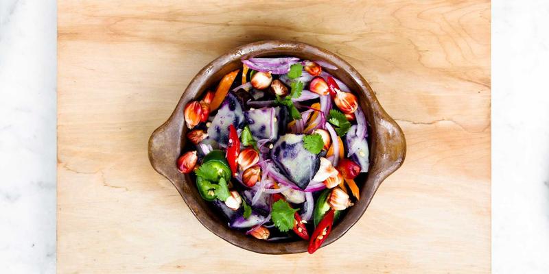 从芭蕾舞鞋到街舞风潮：舞蹈基本功训练的核心方法与用品选择