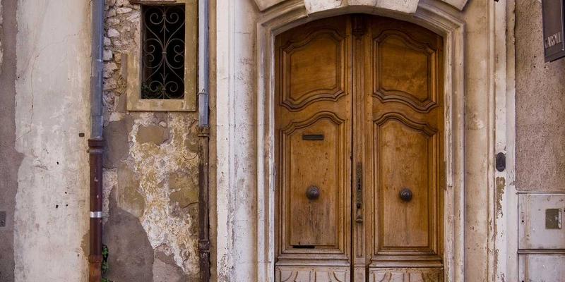 从街舞到国风：探索汉唐舞、敦煌舞等古典舞蹈课程的独特魅力与学习途径