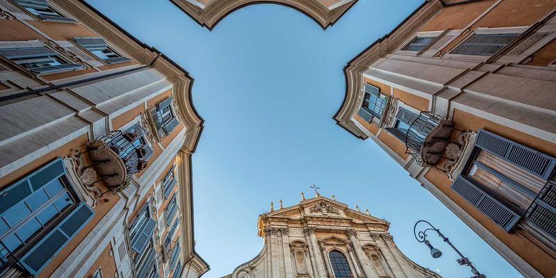 舞鞋选购指南与科学软开度训练：现代舞者安全进阶的必修课